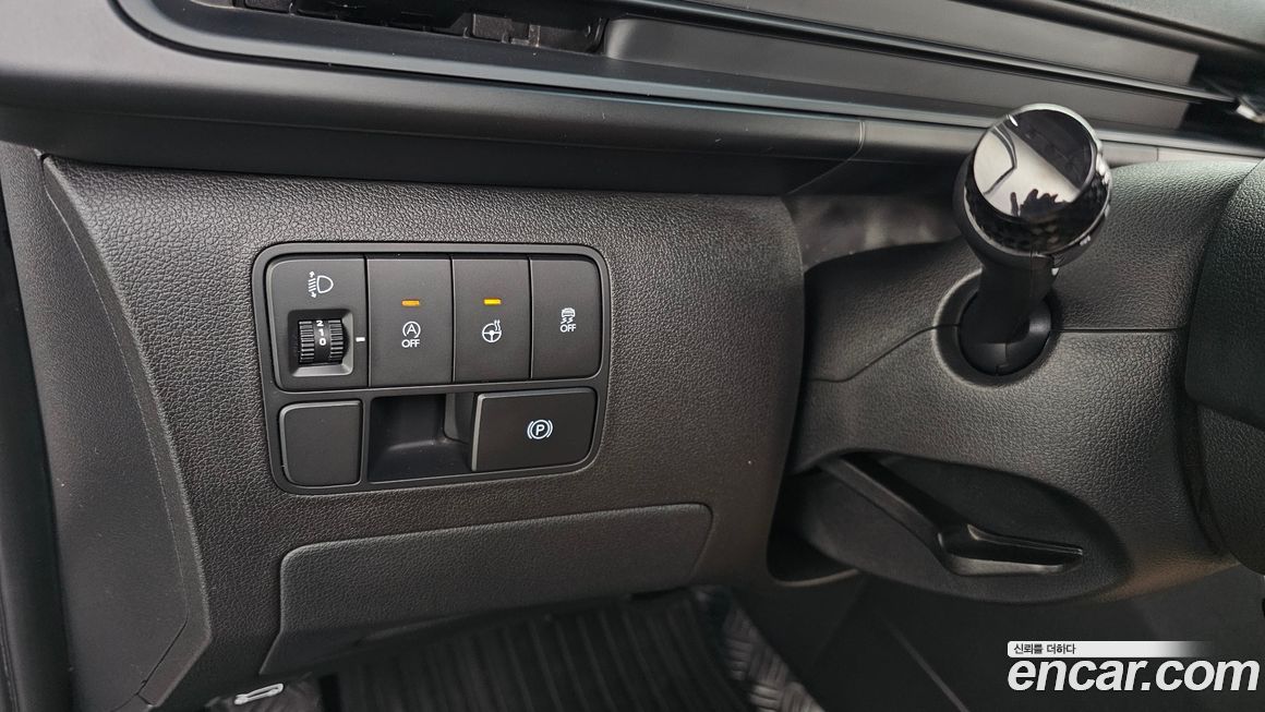 Hyundai Staria 2023