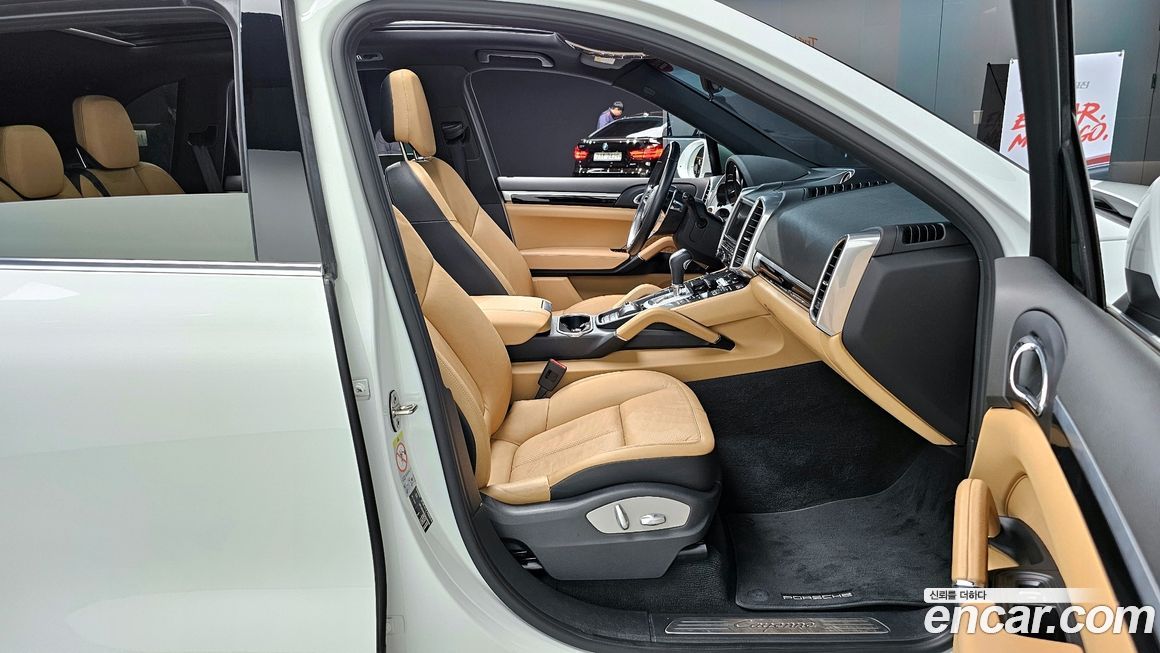 Porsche Cayenne 2016