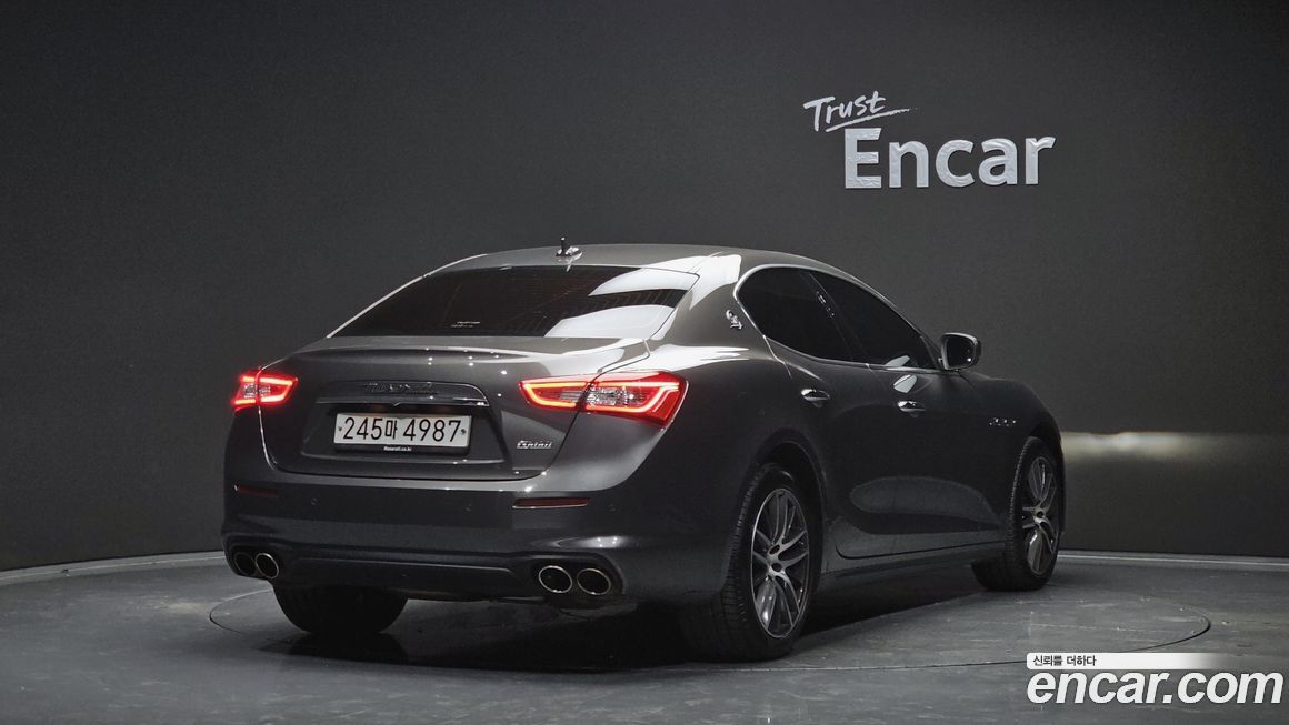 Maserati Ghibli 2019