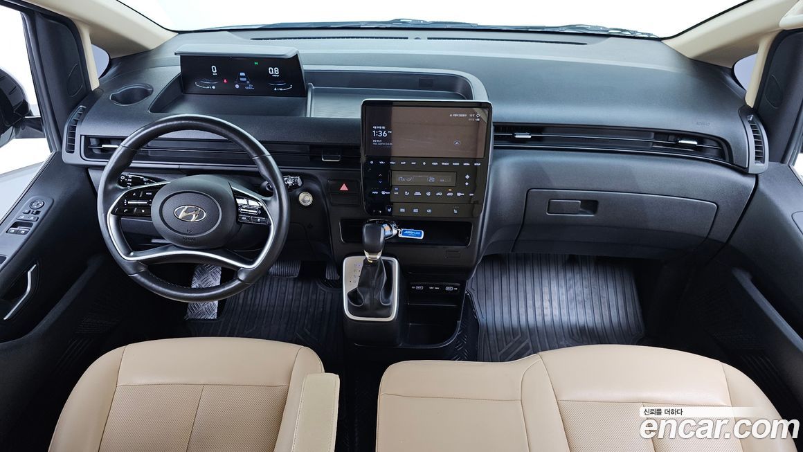 Hyundai Staria 2023