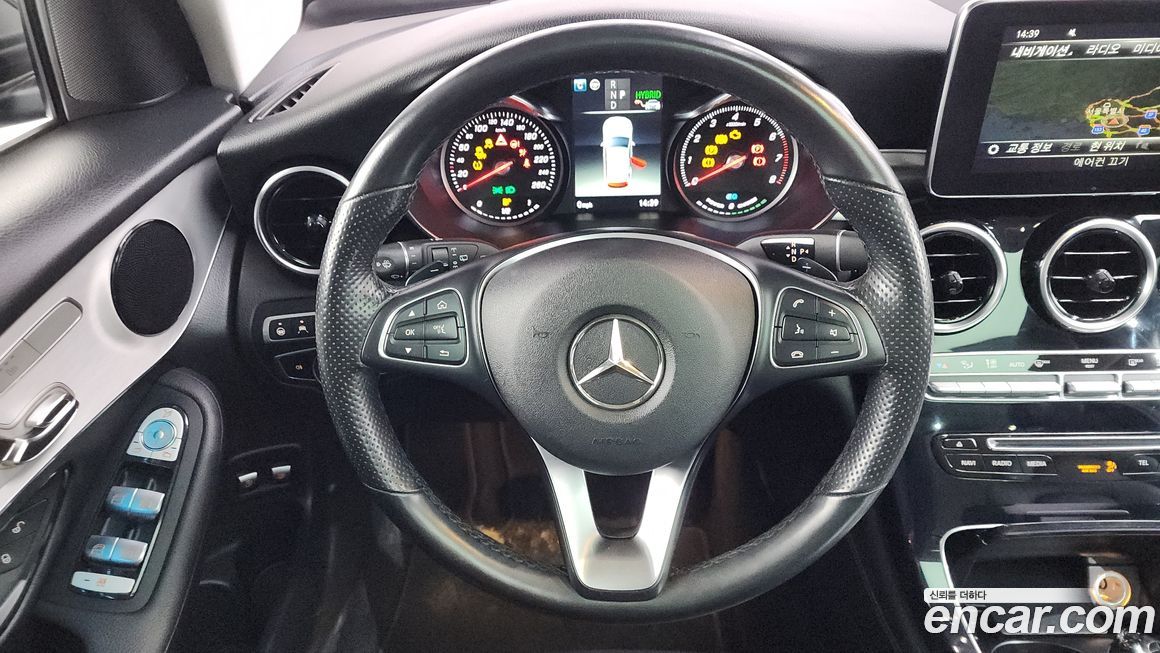 Mercedes-Benz GLC-Class 2019