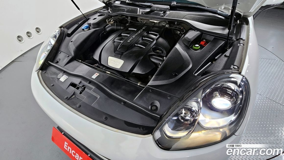 Porsche Cayenne 2016