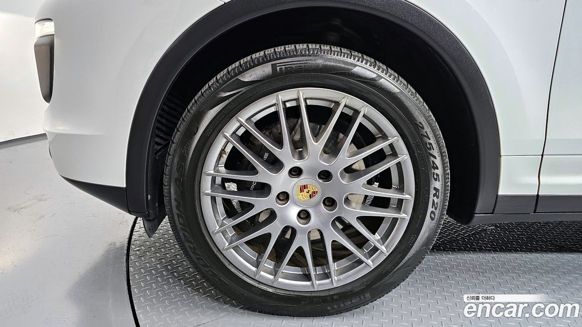 Porsche Cayenne 2016