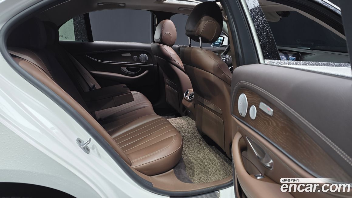 Mercedes-Benz E-Class 2020