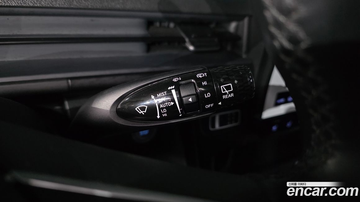 Hyundai Staria 2025