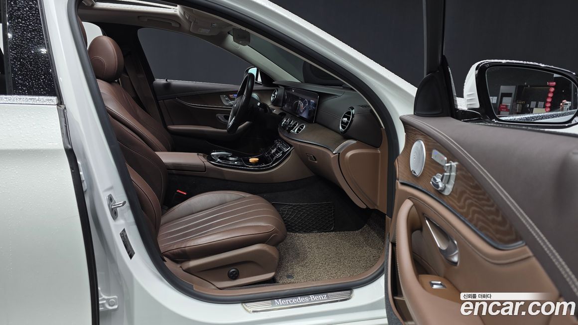 Mercedes-Benz E-Class 2020
