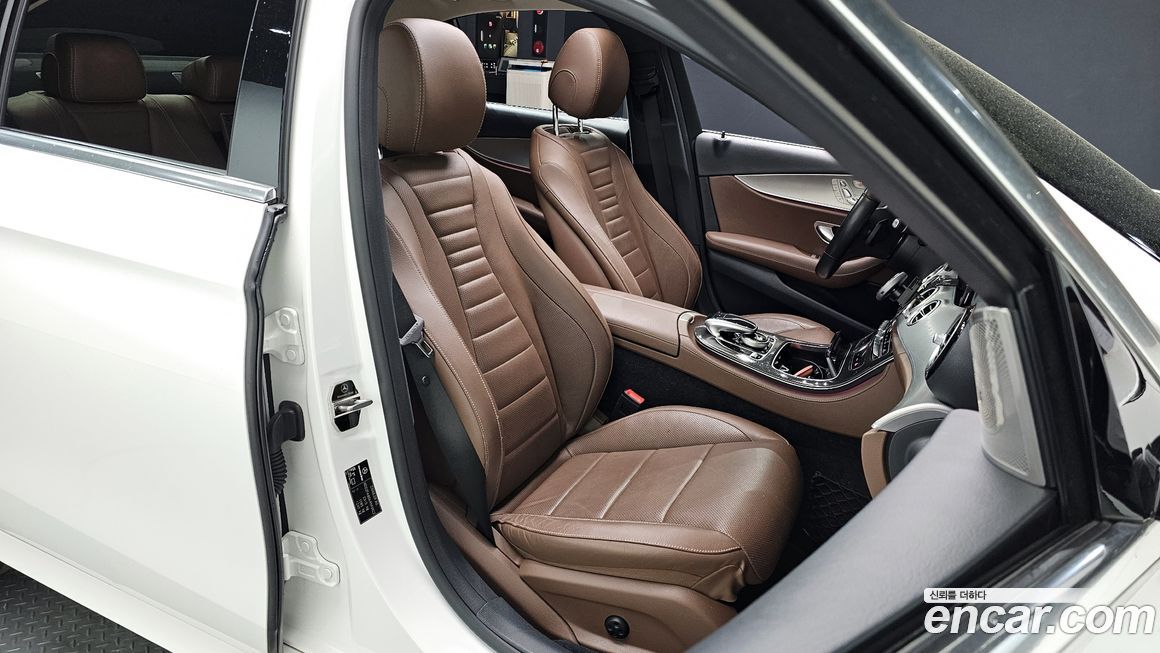 Mercedes-Benz E-Class 2019