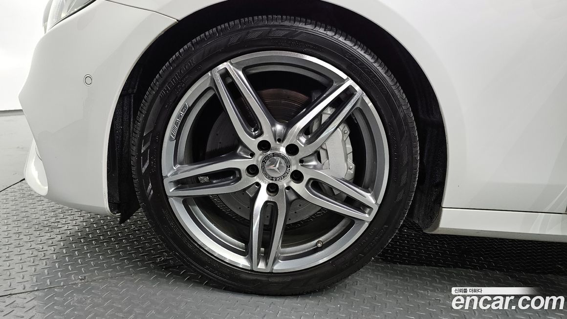 Mercedes-Benz E-Class 2019