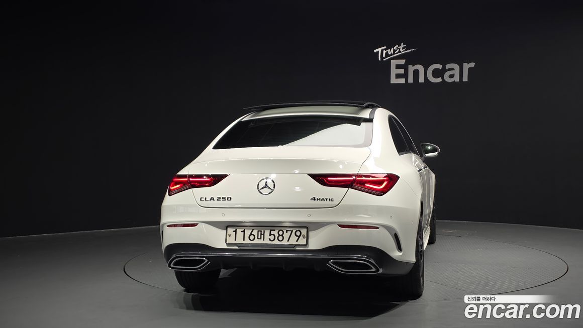 Mercedes-Benz CLA-Class 2021