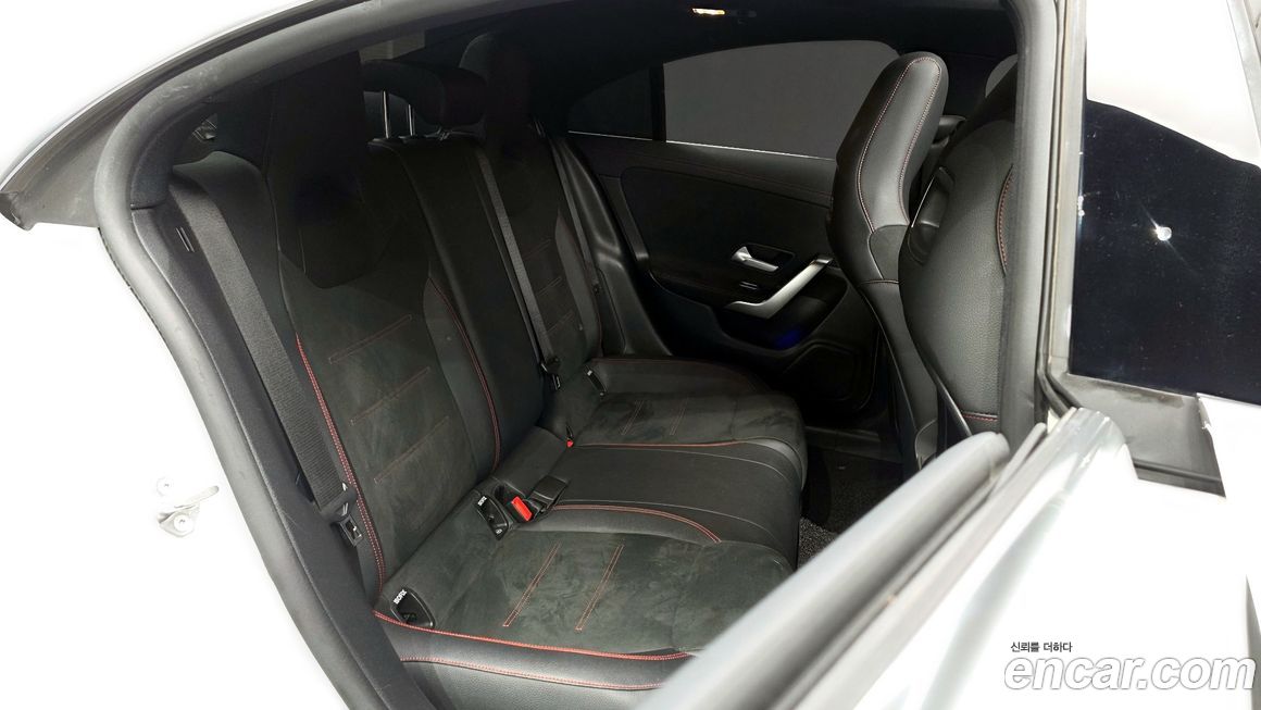 Mercedes-Benz CLA-Class 2021