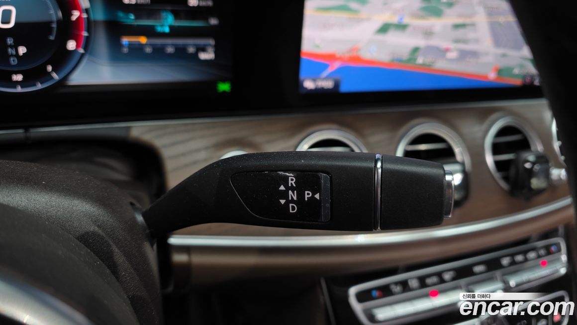 Mercedes-Benz E-Class 2020