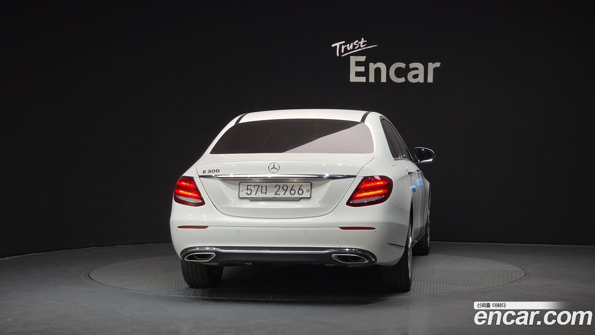 Mercedes-Benz E-Class 2018