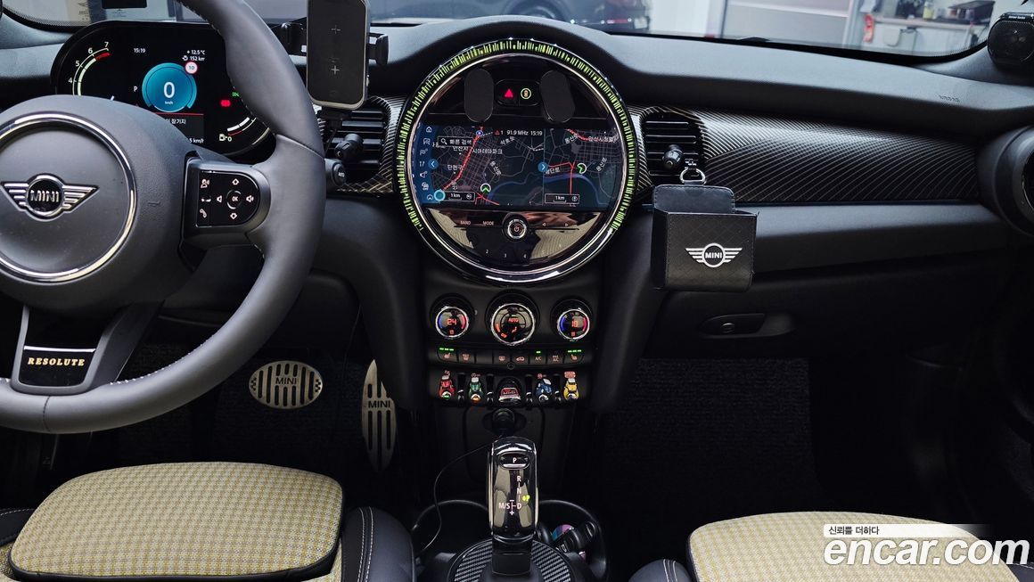 Mini Cooper Convertible 2024