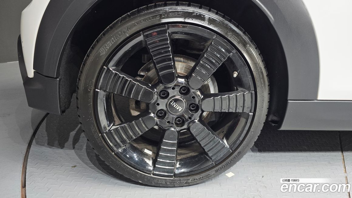 Mini Cooper Convertible 2024