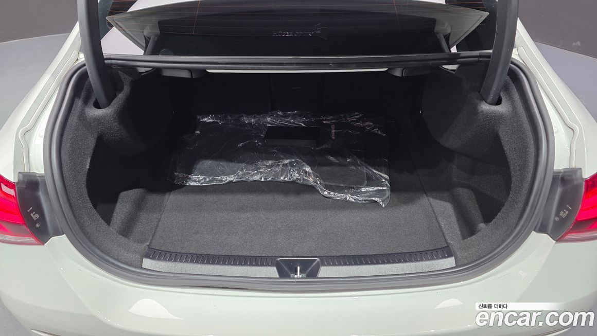 Mercedes-Benz A-Class 2023