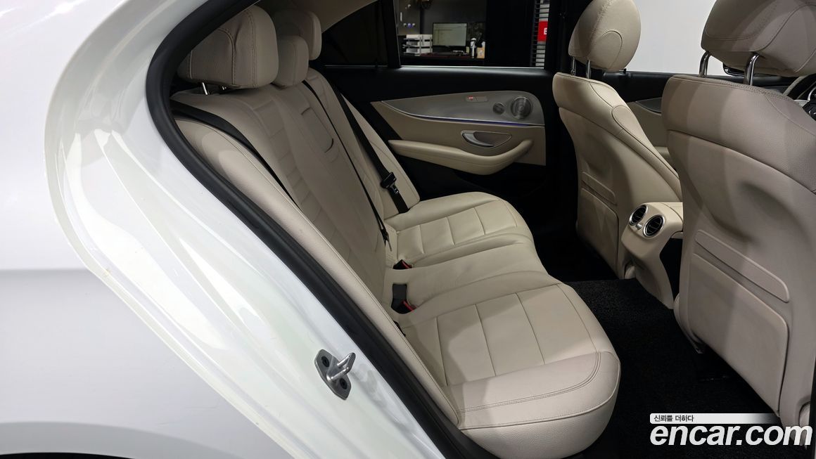 Mercedes-Benz E-Class 2019