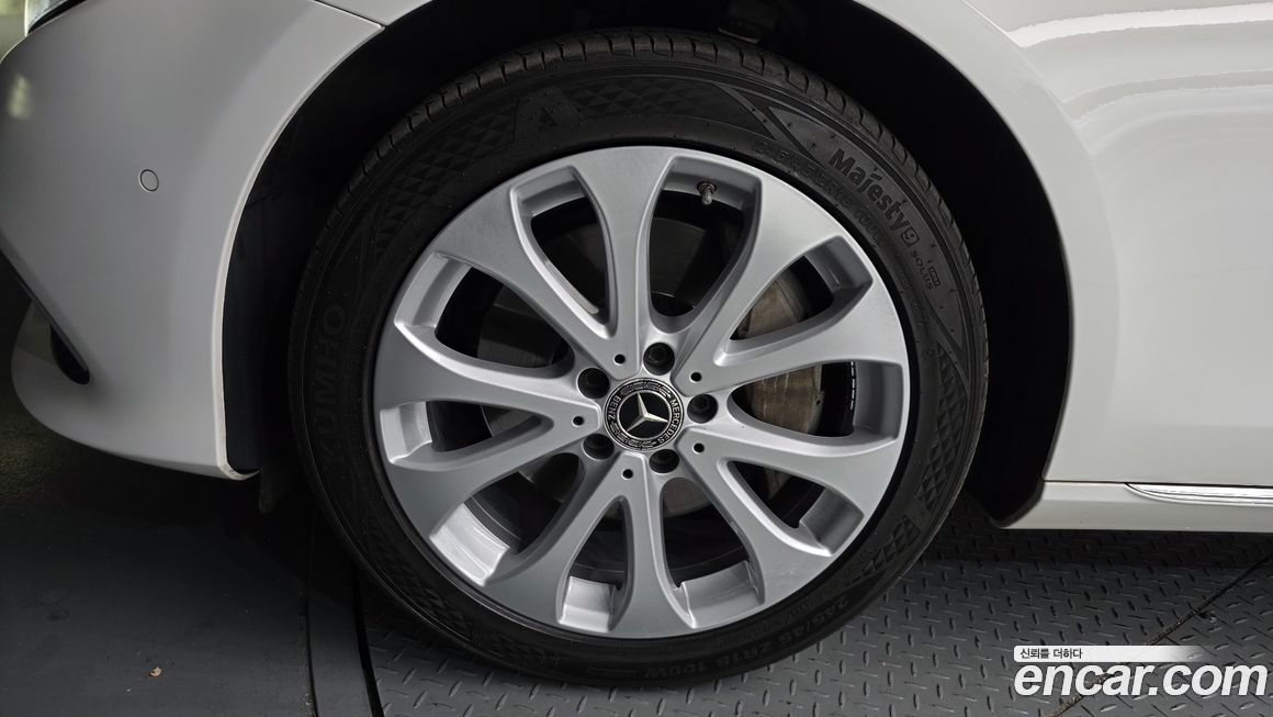 Mercedes-Benz E-Class 2018