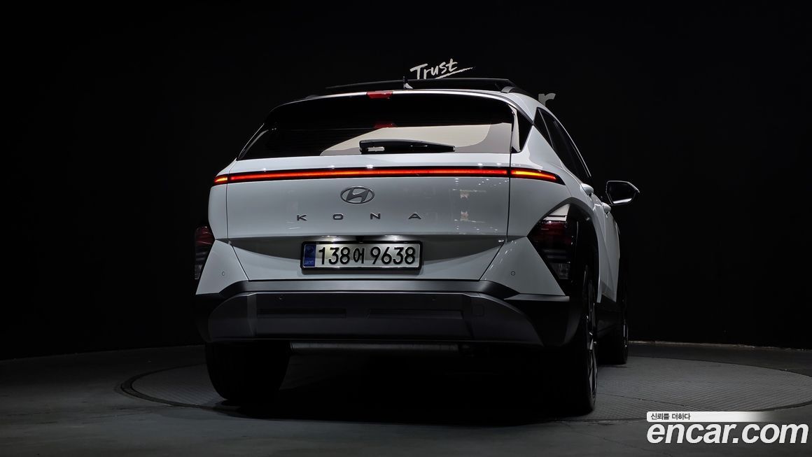 Hyundai Kona 2025