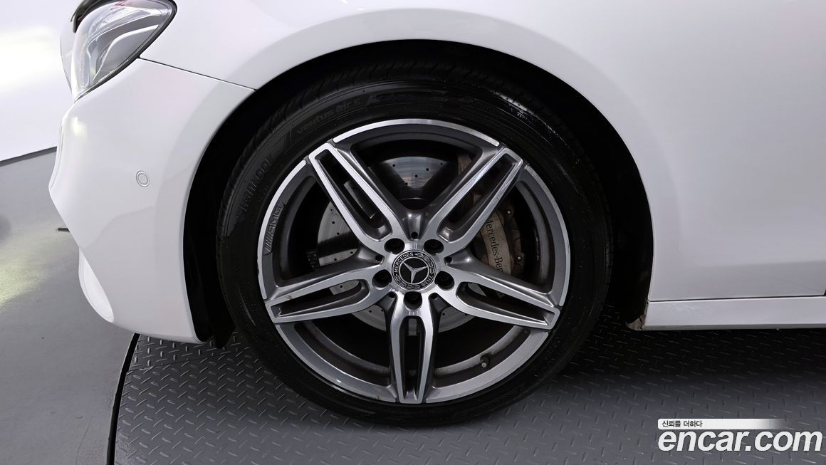 Mercedes-Benz E-Class 2019