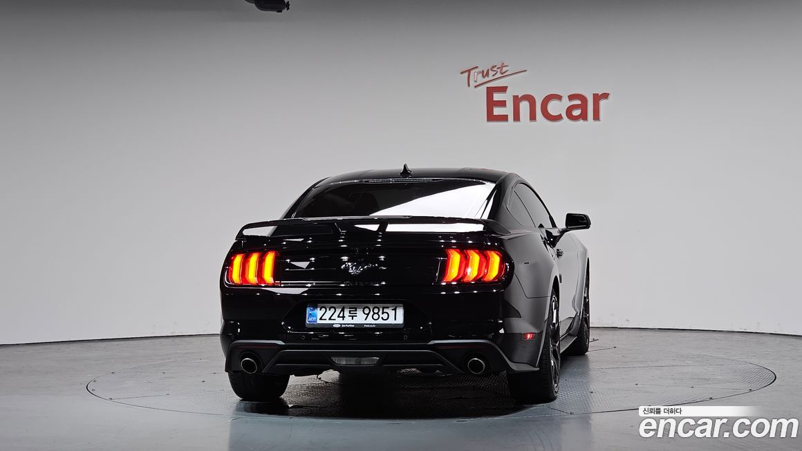 Ford Mustang 2020
