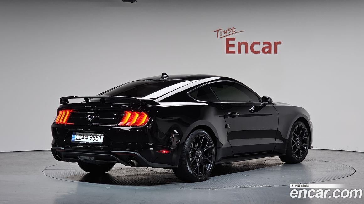 Ford Mustang 2020