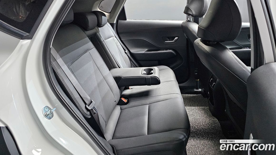 Hyundai Kona 2025