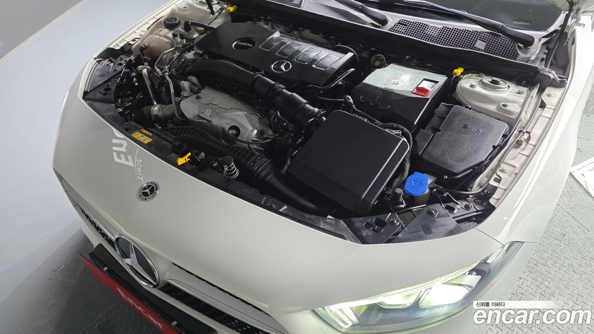 Mercedes-Benz A-Class 2023