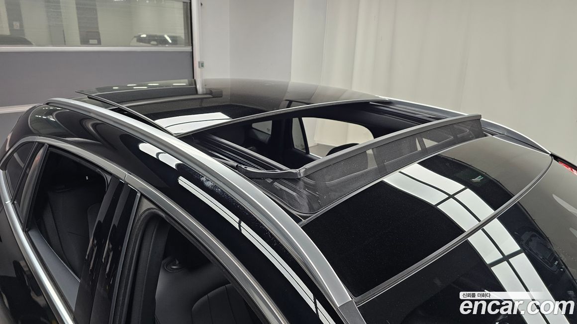 Mercedes-Benz GLA-Class 2021