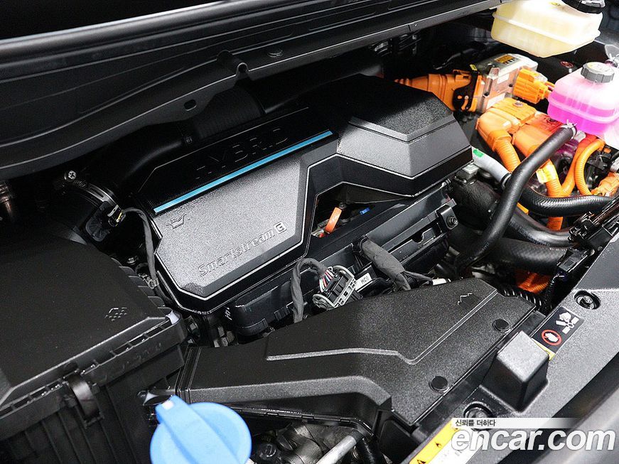 Hyundai Staria 2025