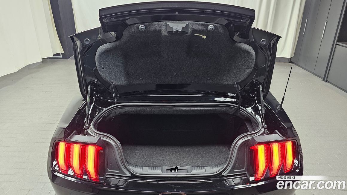 Ford Mustang 2022