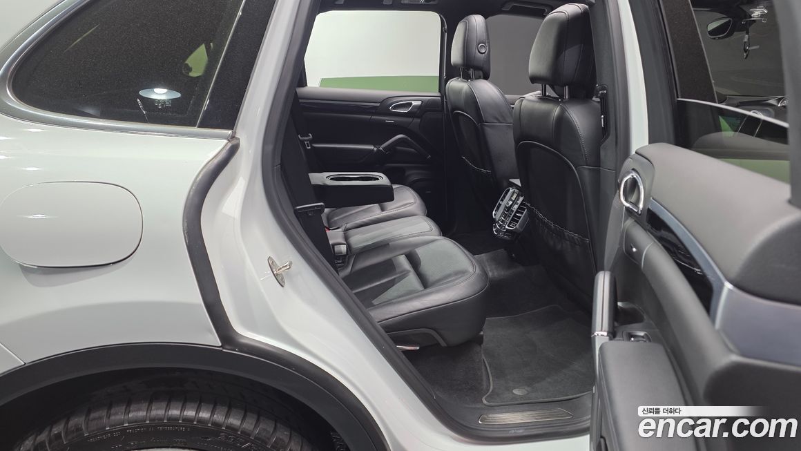 Porsche Cayenne 2014