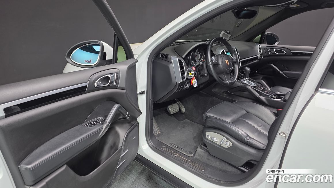 Porsche Cayenne 2014