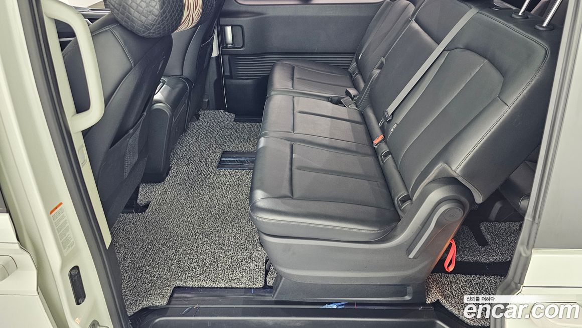 Hyundai Staria 2023