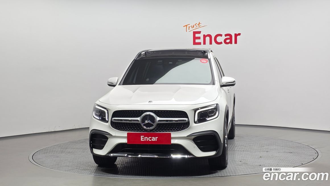 Mercedes-Benz GLB-Class 2021