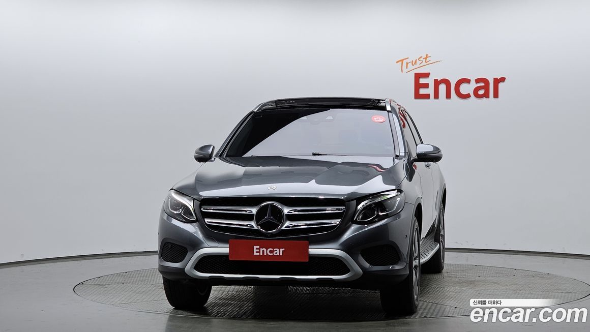 Mercedes-Benz GLC-Class 2019