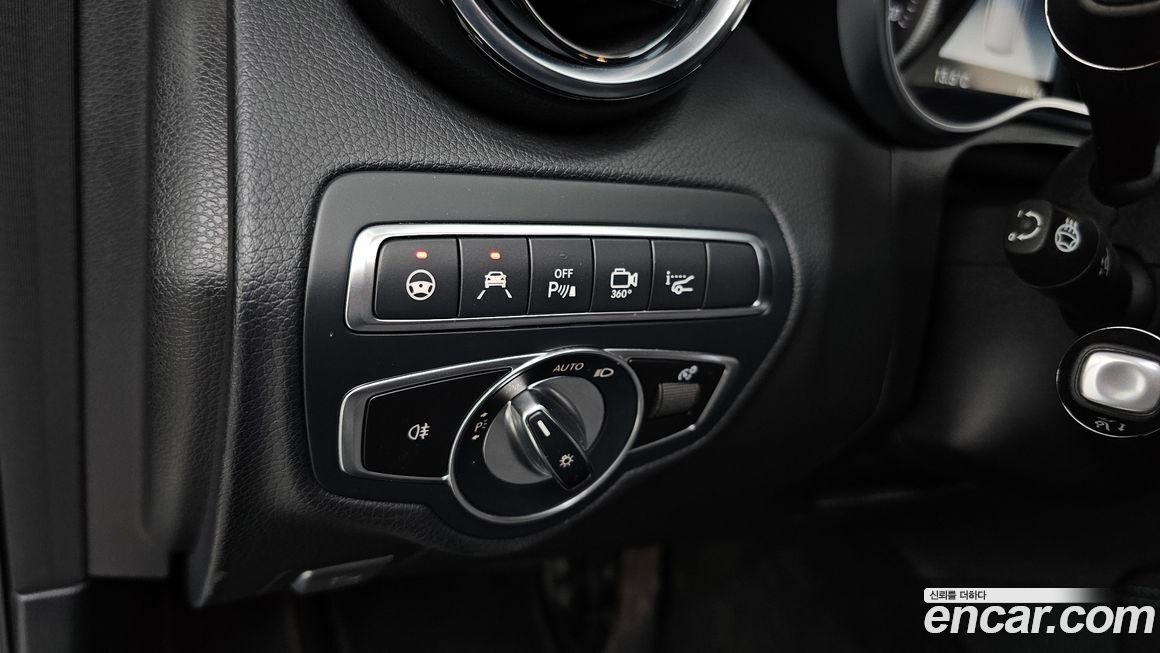 Mercedes-Benz GLC-Class 2019