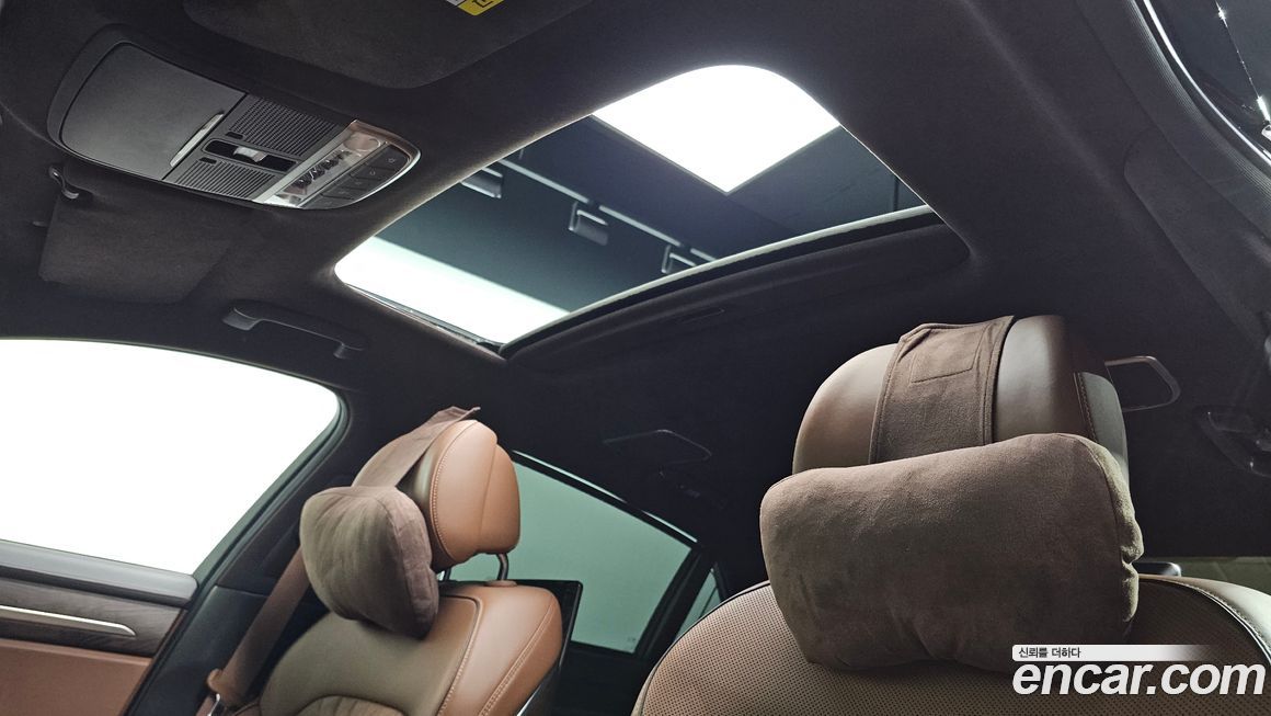 Genesis G90 2020