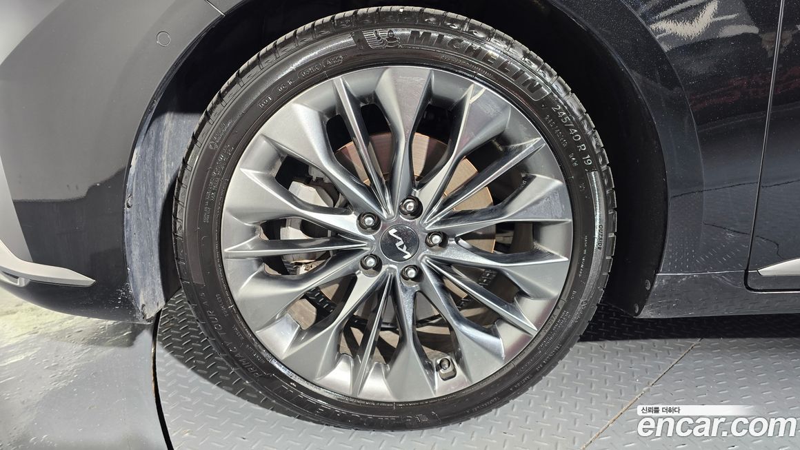 Kia K8 2023