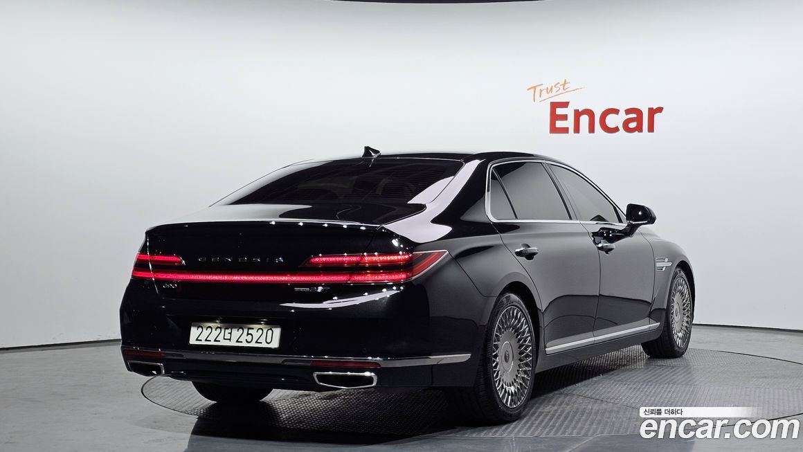 Genesis G90 2020