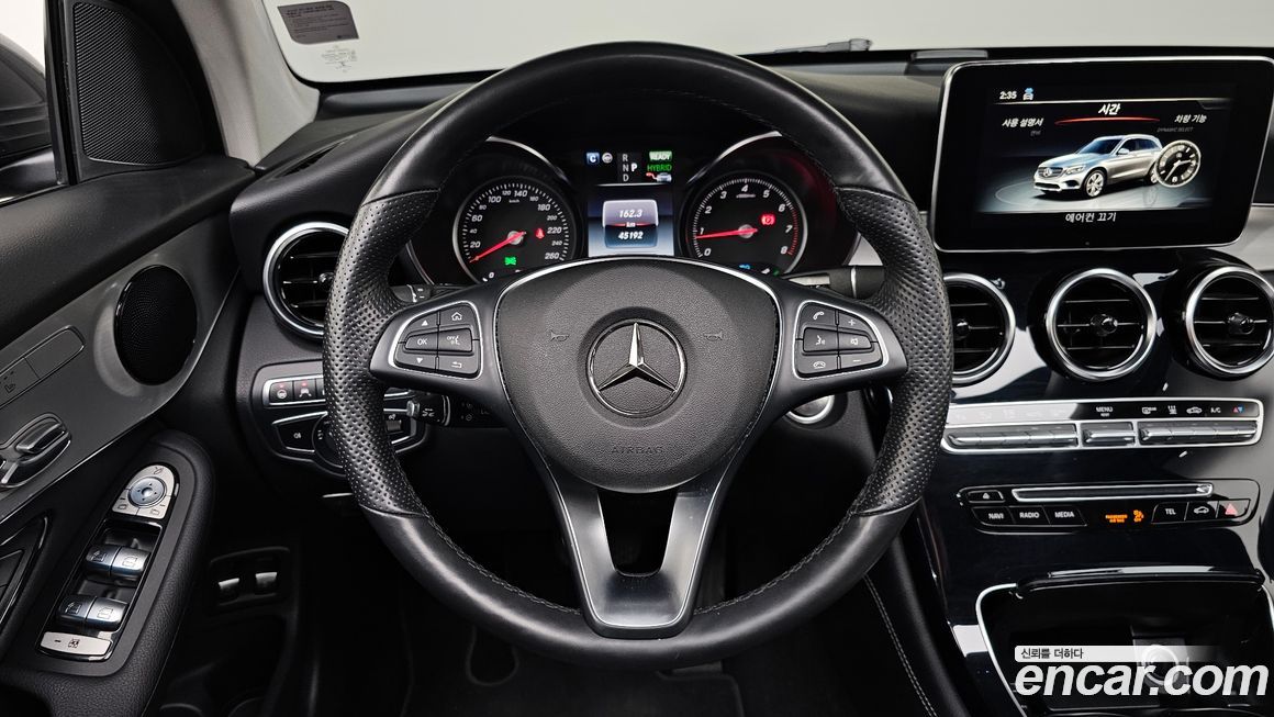 Mercedes-Benz GLC-Class 2019