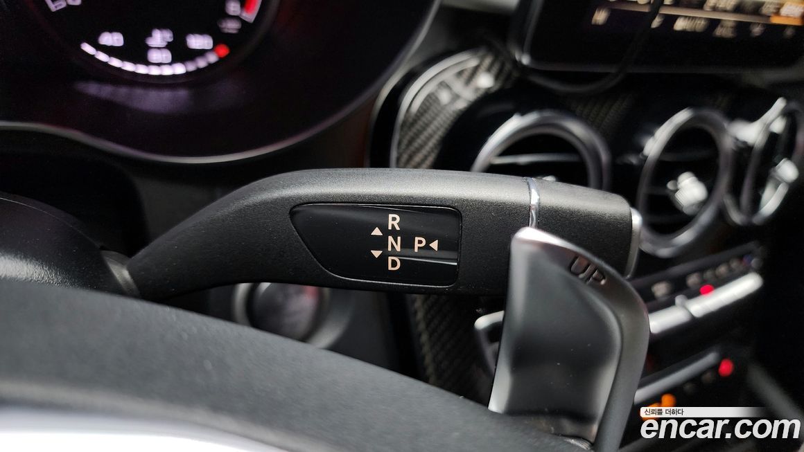 Mercedes-Benz GLC-Class 2019