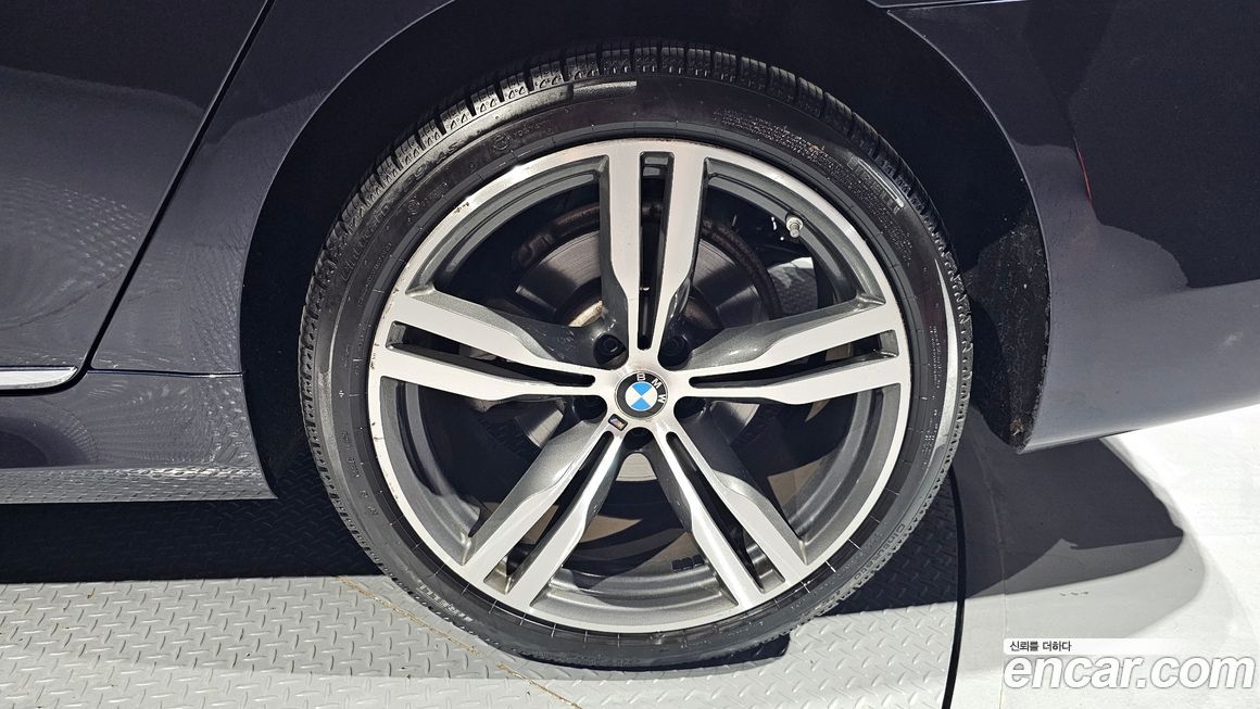 BMW 7-Series 2018