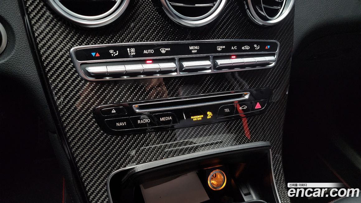 Mercedes-Benz GLC-Class 2019