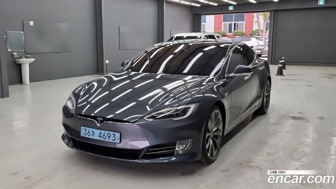 Tesla Model S 2017