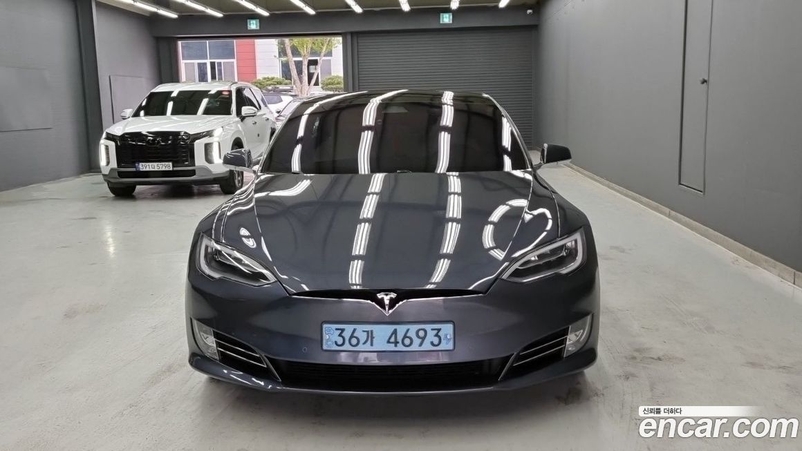 Tesla Model S 2017