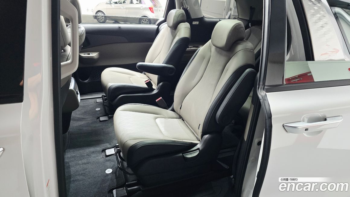 Kia Canival 2025