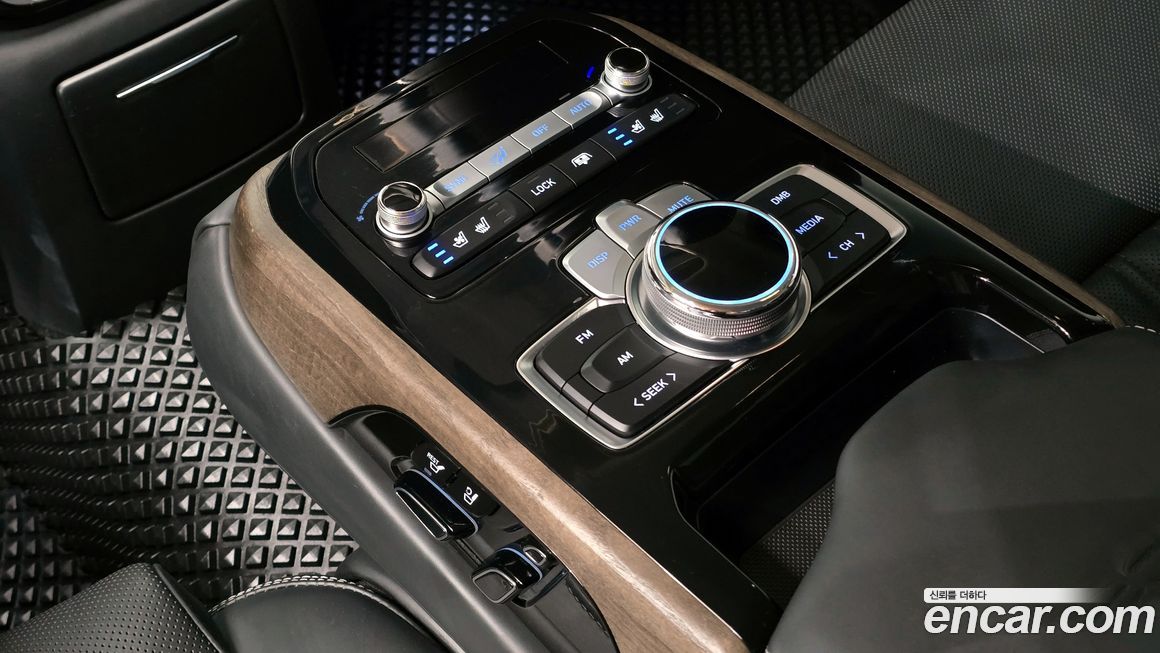 Genesis G90 2019