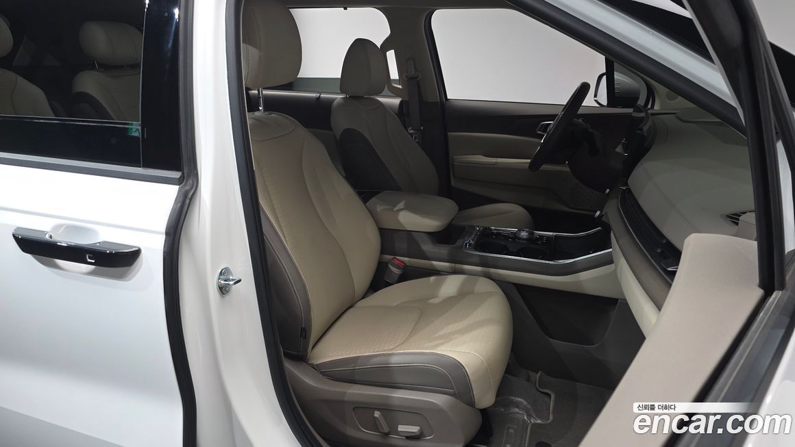 Kia Canival 2025