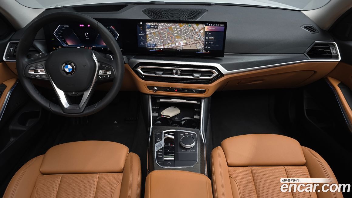 BMW 3-Series 2023