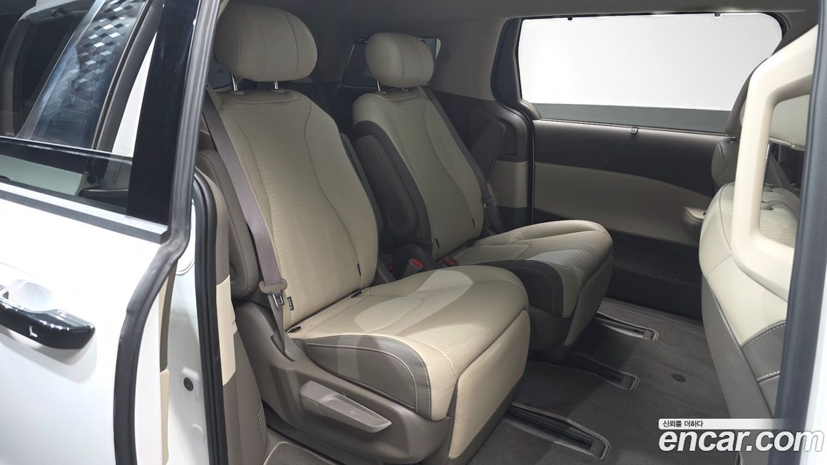 Kia Canival 2025